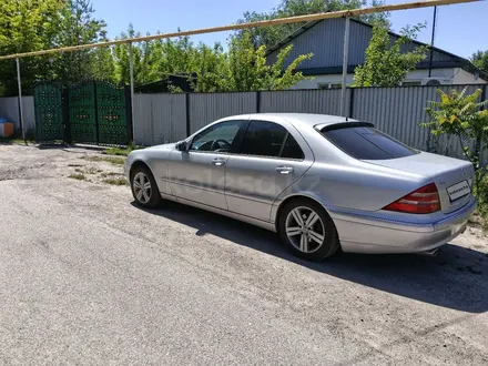 Mercedes-Benz S 320 2000 года за 4 000 000 тг. в Алматы – фото 11