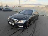 Mercedes-Benz S 500 2008 годаүшін9 900 000 тг. в Павлодар – фото 4