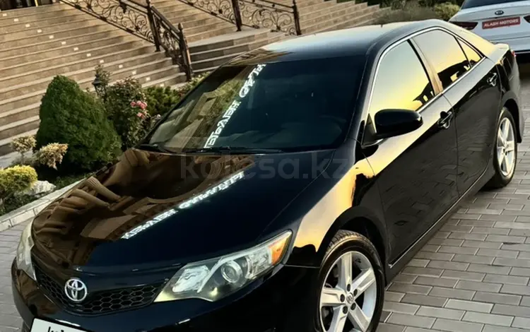 Toyota Camry 2013 годаfor9 690 000 тг. в Шымкент