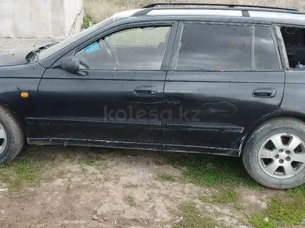 Toyota Carina E 1995 года за 350 000 тг. в Алматы – фото 2