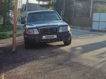 Mercedes-Benz E 200 1994 года за 1 900 000 тг. в Костанай – фото 7