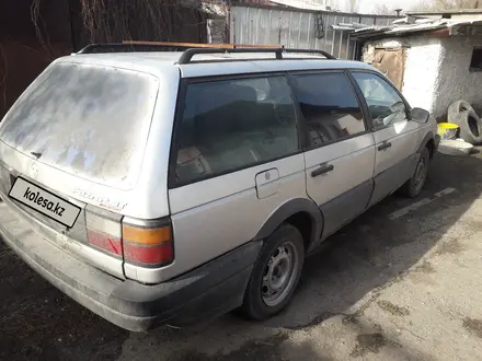 Volkswagen Passat 1988 года за 800 000 тг. в Жетиген