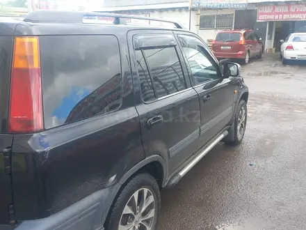 Honda CR-V 1998 года за 3 800 000 тг. в Караганда – фото 6