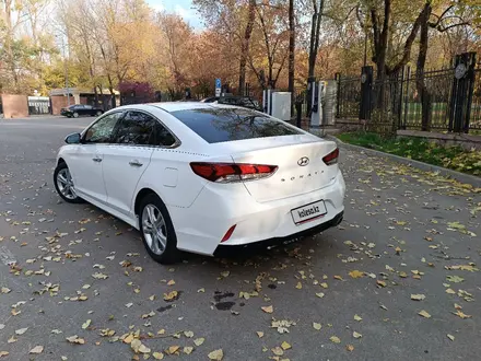 Hyundai Sonata 2018 года за 8 700 000 тг. в Алматы – фото 10