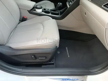 Hyundai Sonata 2018 года за 8 700 000 тг. в Алматы – фото 22
