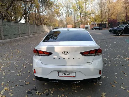 Hyundai Sonata 2018 года за 8 700 000 тг. в Алматы – фото 9
