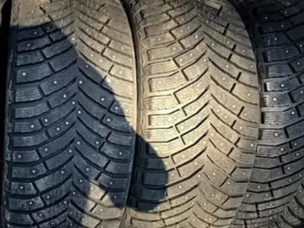 255/40R20 Michelin X-Ice North 4 (шип) за 1 120 000 тг. в Алматы