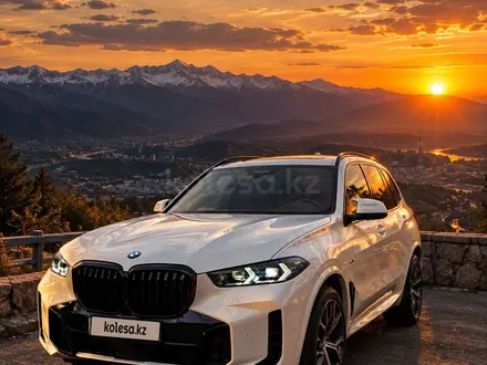 BMW X5 2025 года за 45 500 000 тг. в Алматы – фото 2