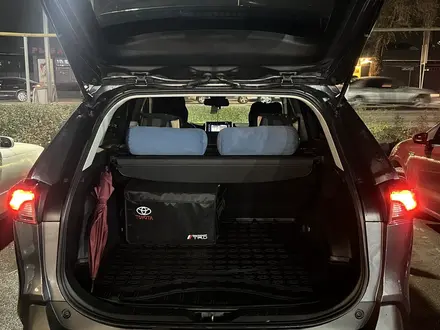 Toyota RAV4 2019 года за 14 000 000 тг. в Алматы – фото 8