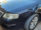 Volkswagen Passat 2006 годаfor2 800 000 тг. в Туркестан – фото 3