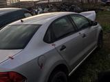 Volkswagen Polo 2013 года за 886 633 тг. в Актобе