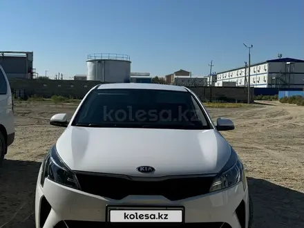 Kia Rio 2021 года за 6 800 000 тг. в Атырау – фото 5
