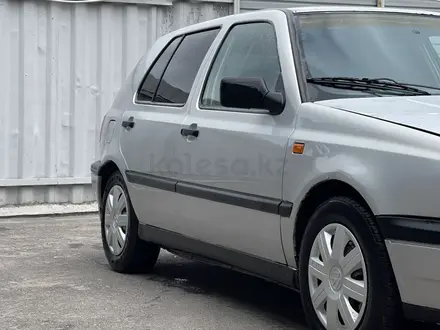 Volkswagen Golf 1993 года за 950 000 тг. в Есик – фото 8