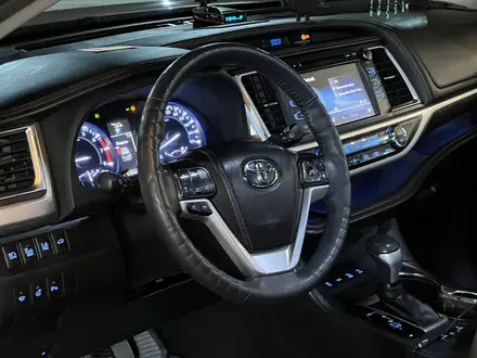 Toyota Highlander 2014 года за 19 000 000 тг. в Семей – фото 27