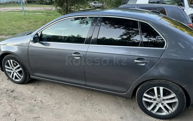 Volkswagen Jetta 2005 года за 4 000 000 тг. в Костанай