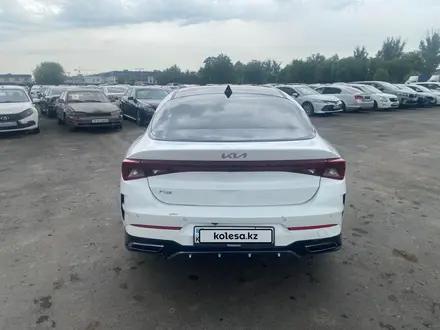 Kia K5 2022 года за 10 701 600 тг. в Алматы – фото 2