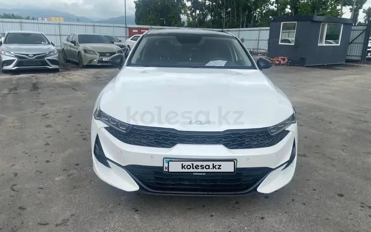 Kia K5 2022 года за 10 701 600 тг. в Алматы