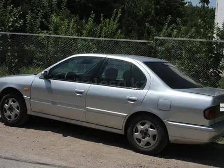 Nissan Primera 1992 года за 800 000 тг. в Абай (Келесский р-н) – фото 6