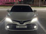 Toyota Camry 2019 года за 15 000 000 тг. в Туркестан – фото 2
