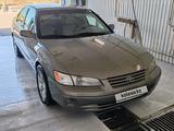Toyota Camry 1998 годаүшін2 300 000 тг. в Жанаозен – фото 2