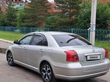 Toyota Avensis 2004 года за 3 550 000 тг. в Петропавловск – фото 3