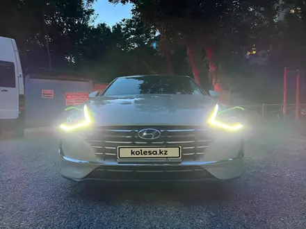 Hyundai Sonata 2022 года за 12 000 000 тг. в Шымкент – фото 3