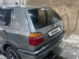 Volkswagen Golf 1993 года за 950 000 тг. в Астана – фото 3