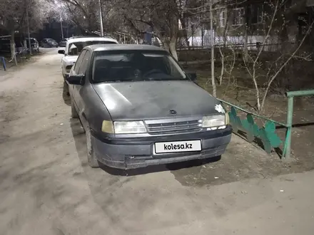 Opel Vectra 1992 года за 550 000 тг. в Актобе – фото 2