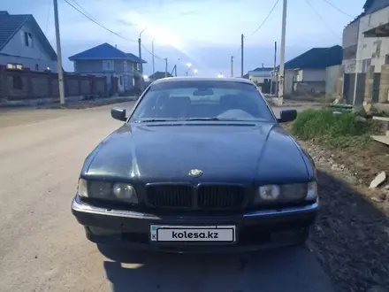 BMW 728 1997 года за 3 000 000 тг. в Астана – фото 2