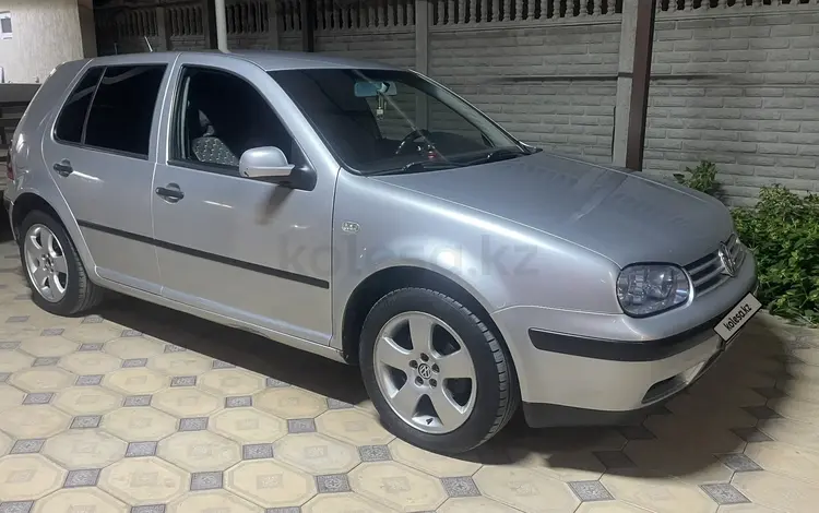 Volkswagen Golf 2001 годаfor3 100 000 тг. в Тараз