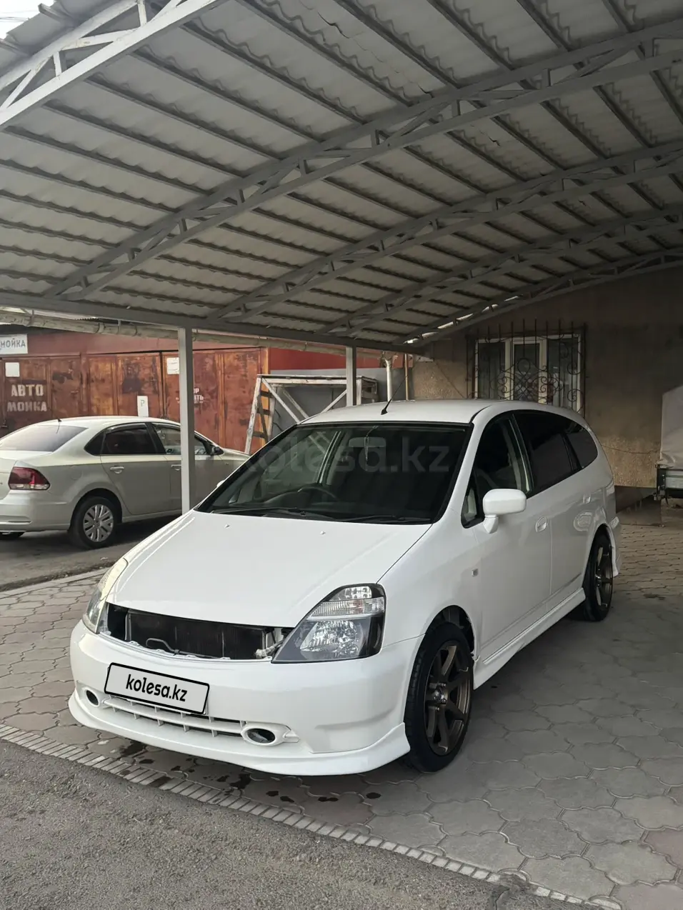 Honda Stream, 2004