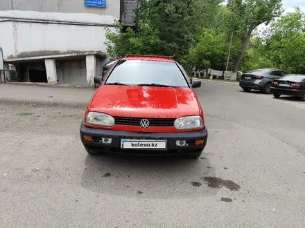Volkswagen Golf 1995 года за 700 000 тг. в Караганда
