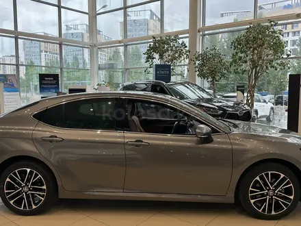 Toyota Camry 2026 года за 24 189 000 тг. в Астана – фото 3