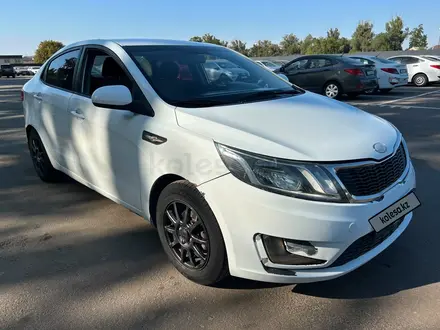 Kia Rio 2013 года за 3 158 750 тг. в Алматы – фото 3