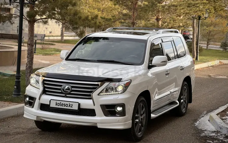 Lexus LX 570 2014 годаүшін32 000 000 тг. в Астана