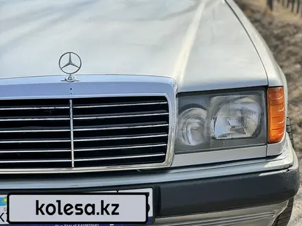 Mercedes-Benz E 260 1990 года за 1 900 000 тг. в Шымкент – фото 15