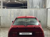 Volkswagen Vento 1993 года за 550 000 тг. в Уральск – фото 2
