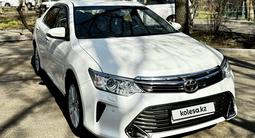 Toyota Camry 2015 года за 12 990 000 тг. в Алматы – фото 2