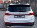 Hyundai Santa Fe 2021 года за 17 800 000 тг. в Алматы – фото 5
