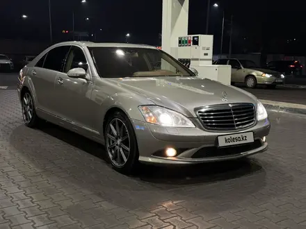 Mercedes-Benz S 500 2008 года за 6 100 000 тг. в Алматы – фото 2