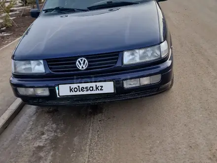 Volkswagen Passat 1995 года за 1 700 000 тг. в Шымкент – фото 7