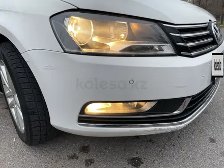 Volkswagen Passat 2011 года за 5 100 000 тг. в Шымкент – фото 15