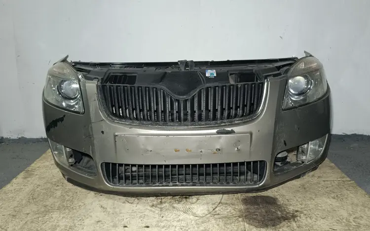 Ноускат Skoda Fabia Roomster 07-14г Шкода Фабия Румстер фары бампер в сборе за 260 000 тг. в Караганда