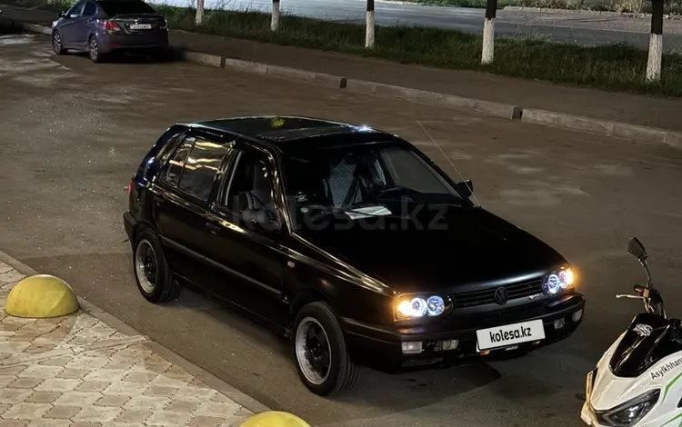 Volkswagen Golf 1991 годаүшін1 500 000 тг. в Уральск