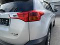 Toyota RAV4 2015 года за 10 800 000 тг. в Астана – фото 16