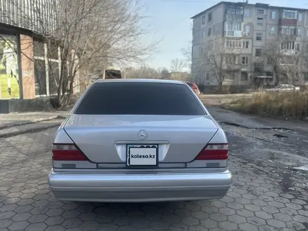 Mercedes-Benz S 320 1997 года за 7 800 000 тг. в Караганда – фото 2