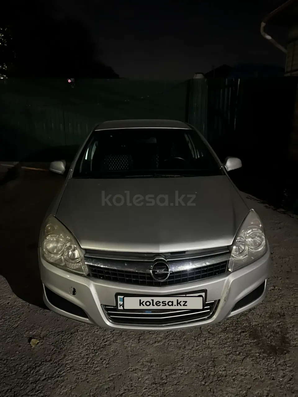 Opel Astra, 2012