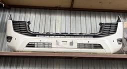 Бампер передний Toyota Lexus за 10 000 тг. в Алматы