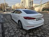 Hyundai Elantra 2018 годаfor8 100 000 тг. в Алматы – фото 5