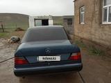 Mercedes-Benz E 230 1991 годаfor800 000 тг. в Шолаккорган – фото 4